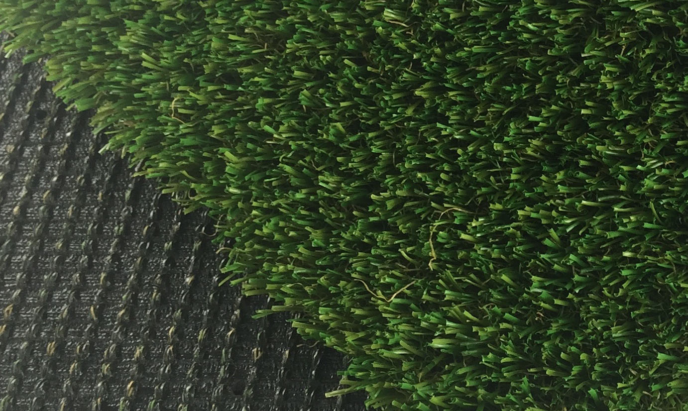 https://www.online-turf.com/wp-content/uploads/2016/10/Pet-Turf-Artificial-Turf-4.jpg